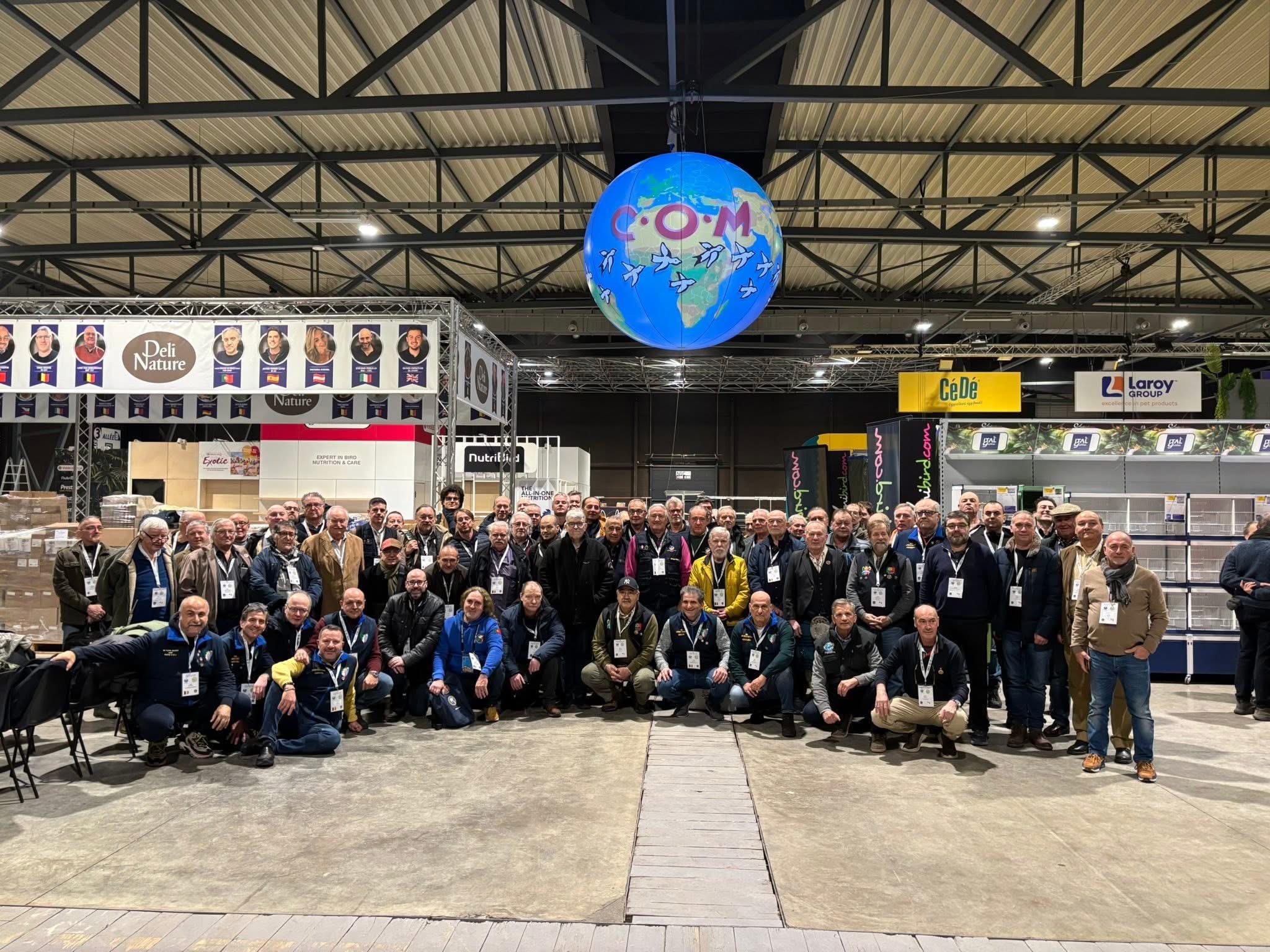 Grupo de jueces internacionales OMJ reunidos en el 73º Mundial de Ornitología C.O.M. 2026 en Bélgica.